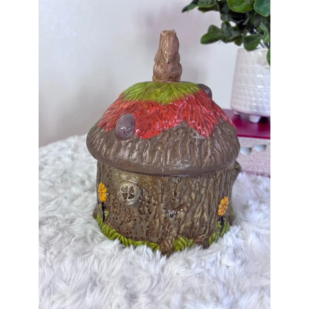 Vintage Ceramic Squirrel On Stump Candy/Walnut Jar Canister Woodland Decor